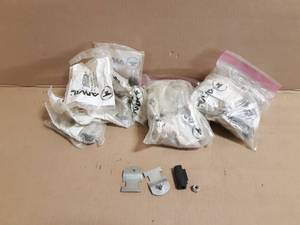 lot 107 image: (30) Anvil Cushion Clamps