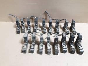 lot 172 image: (17) SMC Pneumatic Solenoid Valves