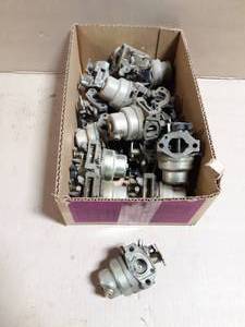 lot 176 image: (15) KEI HIN Small Engine Carburetors