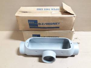 lot 188 image: (2) NEW Appleton 2-12 Condulet Outlet Bodies