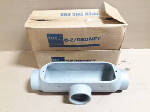 lot 190 image: (2) NEW Appleton 2-12 Condulet Outlet Bodies