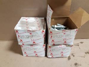 lot 215 image: (4) Cases of 50  716-14 Grade 5 Hex Bolts