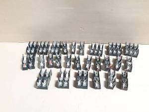 lot 222 image: (27) 1, 2 and 3 Pole Fuse Blocks 30A