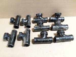 lot 321 image: (10) Tyler 1-12 NO-HUB Cast Iron Tapped Sanitary Tee