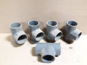 lot 325 image: (5) 2-12 Schedule 80 PVC Tees
