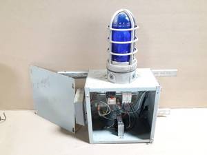 lot 231 image: Blue Explosion Proof Light on 10x10x6 Enclosure