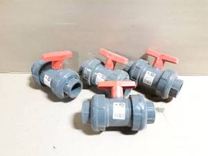 lot 232 image: (4) Spears 1-14 Schedule 80 PVC Ball Valves