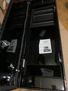 UWS 60 in. Gloss Black Aluminum Angled Crossover Box with Low Profile (Heavy Packaging) - not used