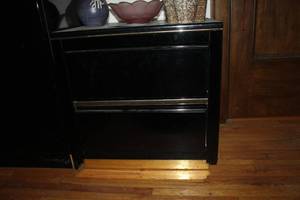 lot 120 image: Wood Side Table 2-Drawer