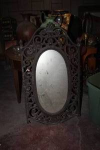 lot 170 image: Ornate Frame Oval Wall Mirror