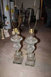 lot 178 image: Lot of (2) Clear Crystal Glass Table Lamps