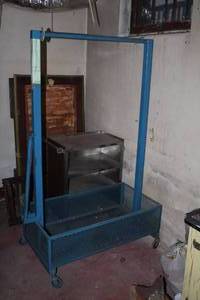 lot 181 image: Metal Rolling Clothes Rack