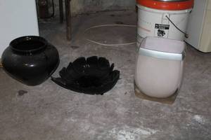 lot 194 image: Lot of (3) Black Ceramic Table Vase, Black Ceramic Leaf Bowl, Home Dcor