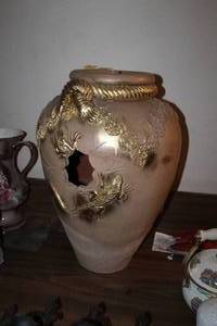 lot 200 image: Decorative Open-Front Ceramic Table Vase 24