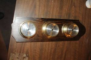 lot 205 image: Taylor TemperatureBarometerHygrometer Wall Dcor