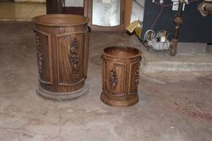 lot 209 image: Lot of (2) Decorative Brown Pots