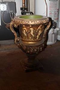 lot 210 image: Dancing Women Dcor Decorative Gold Urn Pot 24