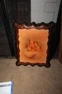 lot 242 image: Angels with Baby Angel Decorative Wood Framed Wall Decor