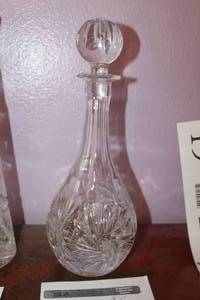 lot 18 image: Crystal Decanter with Topper