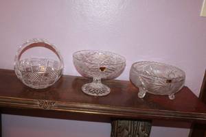 lot 34 image: Lot of (3) Lausitzer Glas 24% Lead Crystal Hand Cut Glass Table Bowl, Sudety 24% Lead Crystal Hand Cut Table Bowl, Towle 24% Lead Crystal Glass Table Basket