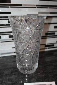lot 40 image: Crystal Glass Table Vase