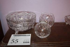 lot 55 image: Lot of (3) Crystal Glass Table Bowl, Crystal Glass Table Glasses