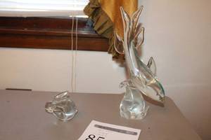 lot 85 image: Lot of (2) Dolphin Crystal Glass Table Dcor, Bunny Crystal Glass Table Dcor