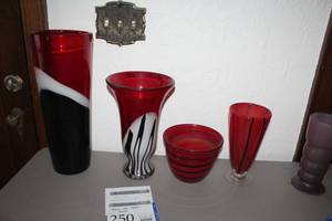lot 250 image: Lot of (4) Red with Black Stripes Glass Set - Table Vases (x2), Stem Glass, Serving Bowl