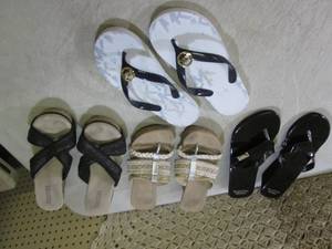 Assorted Ladies Shoes 1 pair indica...