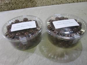 4 Pounds of Milk Chocolate Peanut B...
