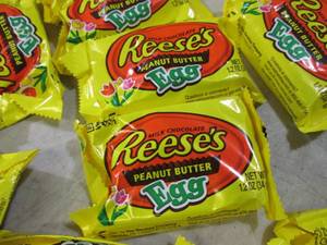 24 Reeses Peanut Butter Eggs Best b...