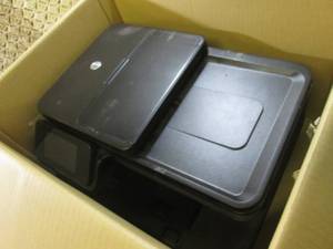 HP Photosmart 7520 Printer Powers O...