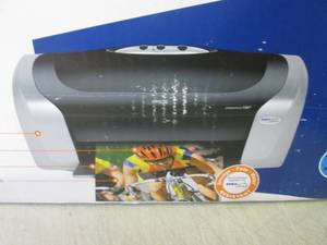 Epson Color Printer C88 Powers On ...