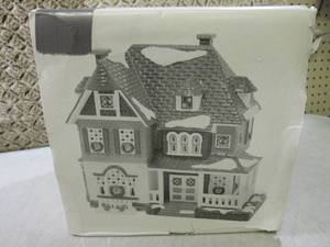 Handpainted Porceline Shingle Victo...