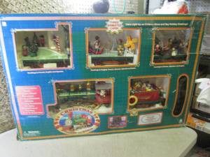 Christmas Around The World Train Se...