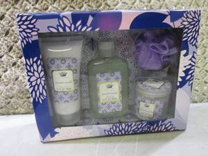 Healing Waters BathShower Gift Box...