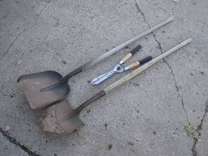2 Shovels and Clippers  RMBC...