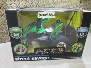 Radio Controlled Stunt Vehicle Stre...