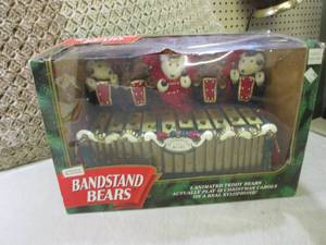 Animated Bandstand Bears Plays 35 C...