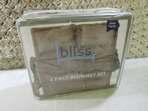 Queen Size 4pc Bedsheet Set  F-3...