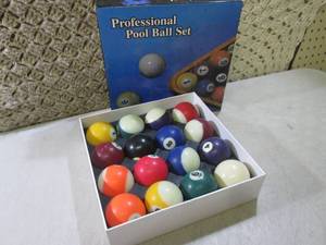 Professional Pool Ball Set  RM1...