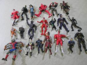 20 Marvel Action Figures  RM2...