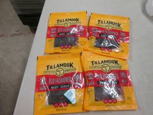 4 Packs of Tillamook Country Smoker...