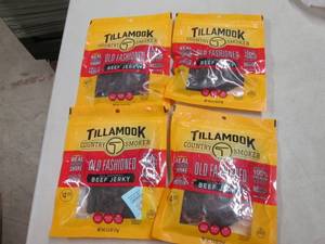 4 Packs of Tillamook Country Smoker...
