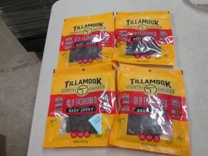 4 Packs of Tillamook Country Smoker...