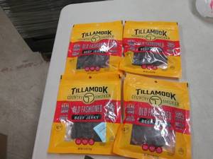 4 Packs of Tillamook Country Smoker...