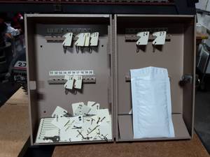Locking Security Key Box With Keys & Key Tags