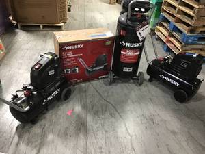 LOt of 4 Assorted Husky Airs Compressor  original costumer returns