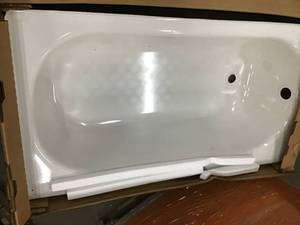 Bootz Kona 54 in Porcelain Finish Bath Steel Bath tub not used see pictures