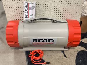 lot 24 image: Rigid Air Filtration System Af2000
